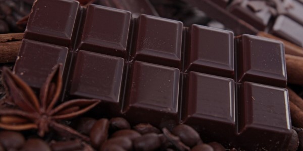 تصویر 4 از خرید شکلات تلخ اصل خارجی + قیمت فروش استثنایی